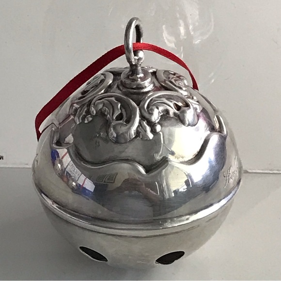 2001 REED & BARTON Silver Plate Holly Bell Christmas Ornament - Discontinued - Picture 4 of 9